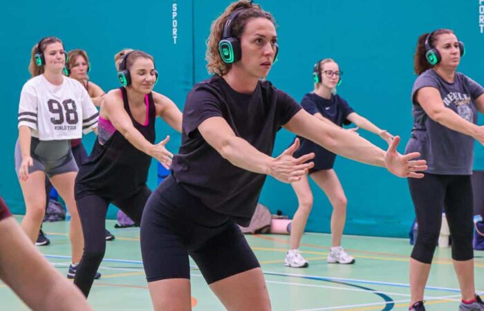 Silent fitness met Dolly Digital®: dé trend voor sportscholen