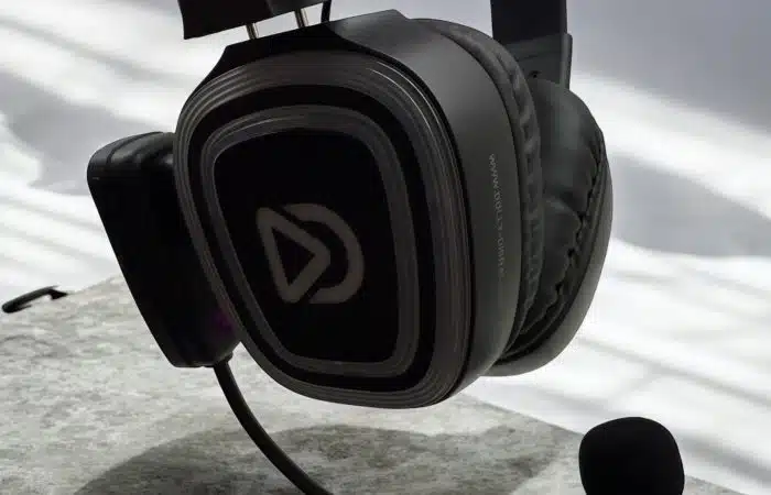 Nouveau, le casque sans fil FD-Pro-M avec microphone sans fil monté sur la tête